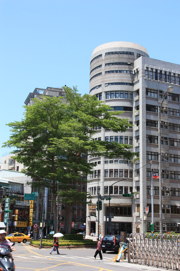 TAIPEI CITY POLICE DEP-----BEITOU PRECINCT     (1993) 3