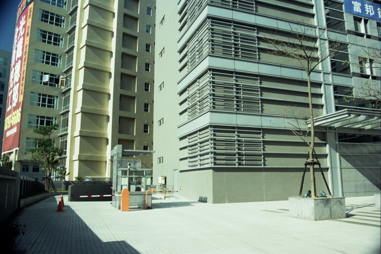 FUBON FINANCIAL CENTRE        A-70 (1998 ) 3