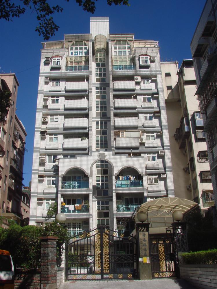 YU-FENG CONSTRUCTION CO.-----IVY LIVING    A-40(1991) 3